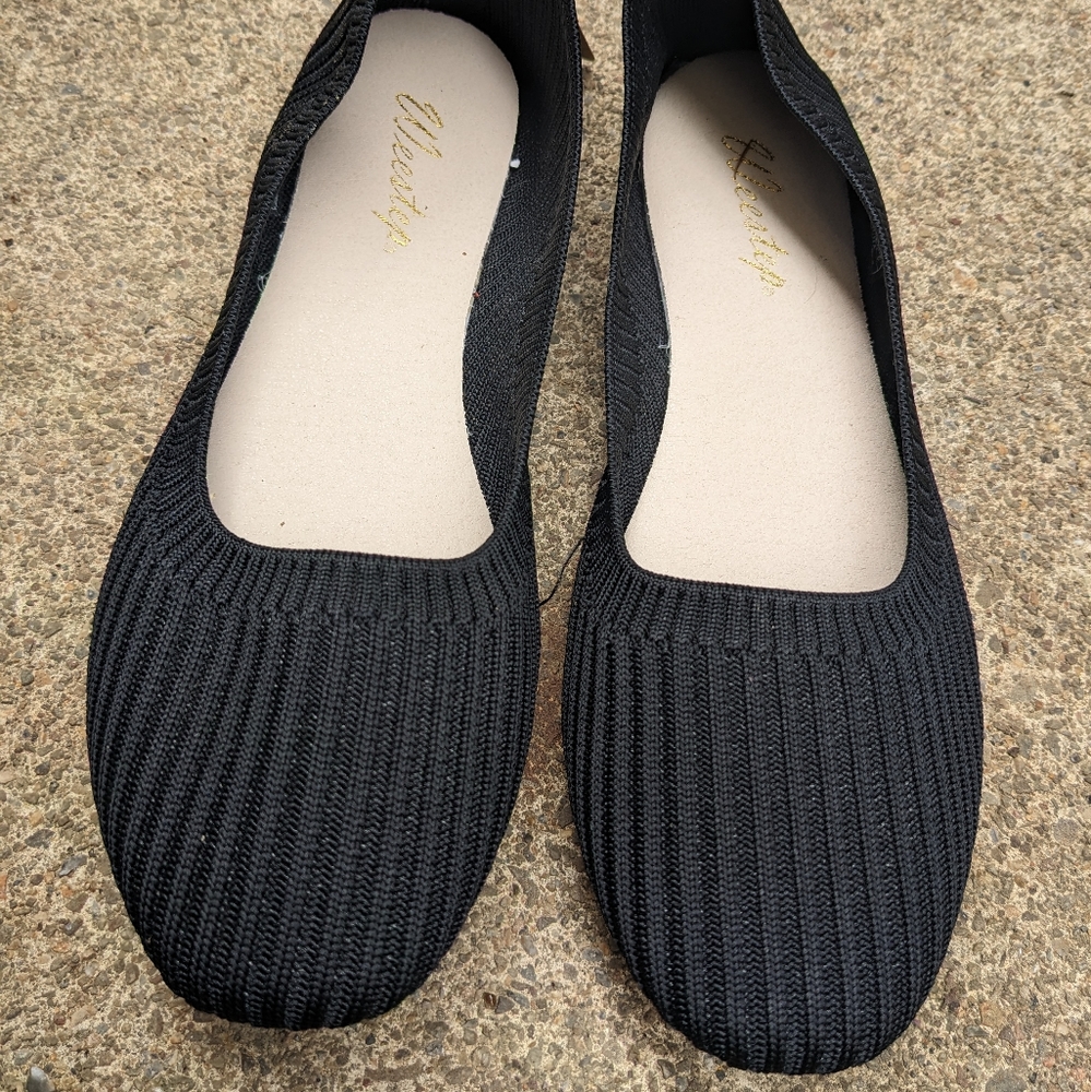 NWT Weestep Black Ballet Flats Shoes Size 7.5